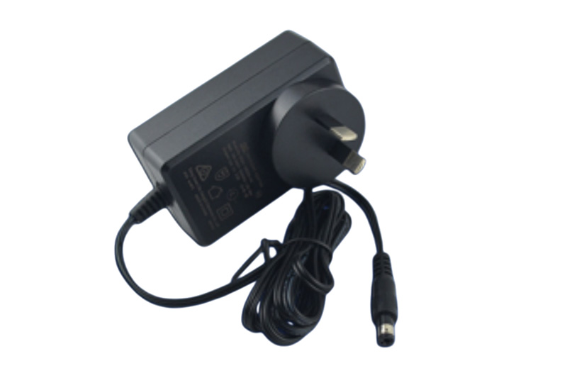 18W系列 電源適配器